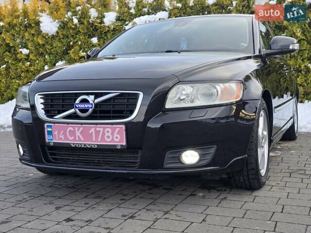 Черный Вольво В50, объемом двигателя 1.6 л и пробегом 192 тыс. км за 8599 $, фото 124 на Automoto.ua