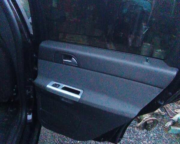 Чорний Вольво V50, об'ємом двигуна 1.6 л та пробігом 240 тис. км за 8350 $, фото 9 на Automoto.ua