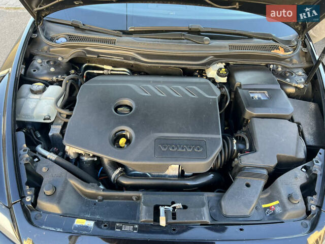 Черный Вольво В50, объемом двигателя 1.6 л и пробегом 228 тыс. км за 8999 $, фото 58 на Automoto.ua