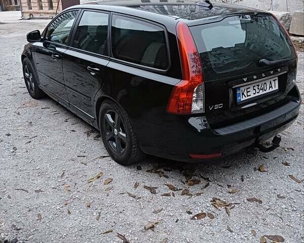 Чорний Вольво V50, об'ємом двигуна 1.6 л та пробігом 222 тис. км за 8700 $, фото 3 на Automoto.ua