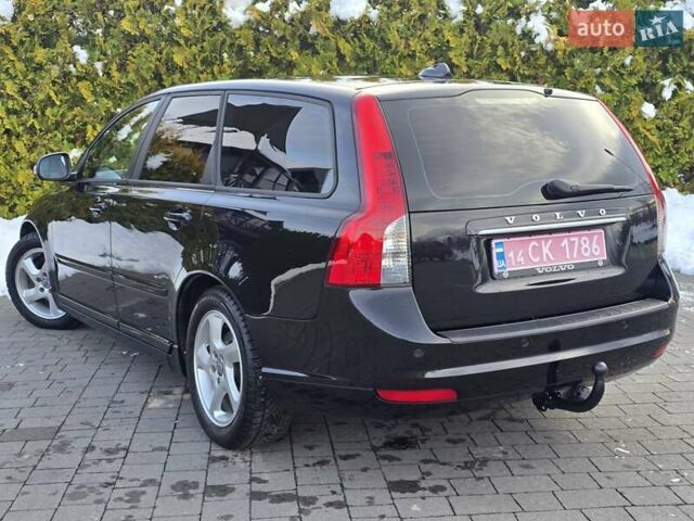 Черный Вольво В50, объемом двигателя 1.6 л и пробегом 192 тыс. км за 8599 $, фото 93 на Automoto.ua