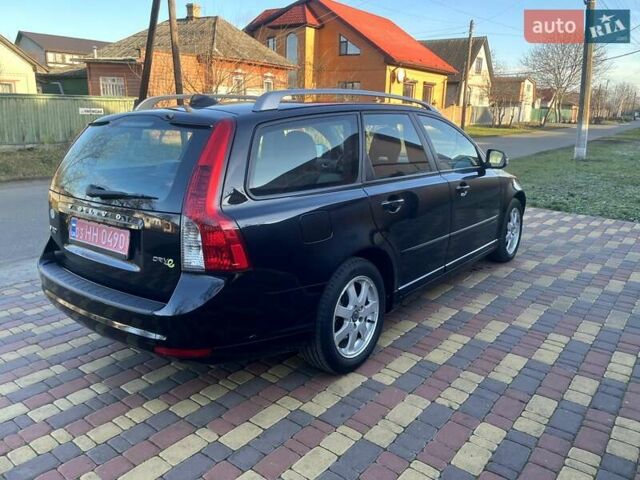 Чорний Вольво V50, об'ємом двигуна 1.6 л та пробігом 238 тис. км за 9300 $, фото 2 на Automoto.ua