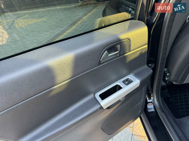 Черный Вольво В50, объемом двигателя 1.6 л и пробегом 259 тыс. км за 7800 $, фото 43 на Automoto.ua