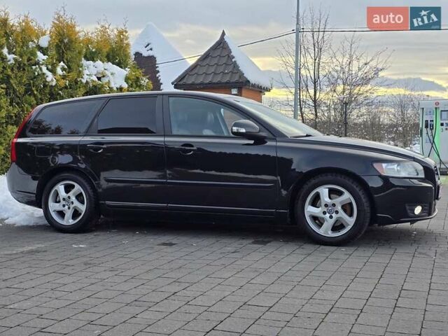 Черный Вольво В50, объемом двигателя 1.6 л и пробегом 192 тыс. км за 8599 $, фото 133 на Automoto.ua