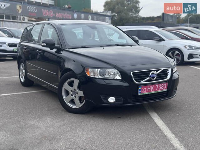 Черный Вольво В50, объемом двигателя 2 л и пробегом 200 тыс. км за 11300 $, фото 13 на Automoto.ua