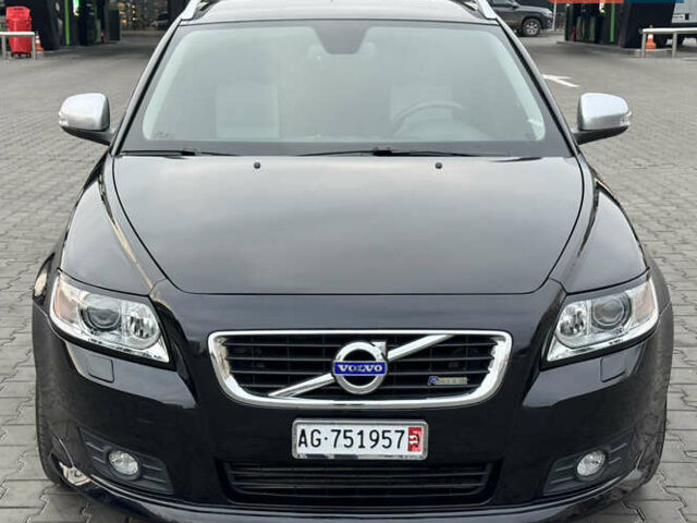 Черный Вольво В50, объемом двигателя 2 л и пробегом 167 тыс. км за 11700 $, фото 6 на Automoto.ua