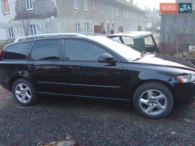 Чорний Вольво V50, об'ємом двигуна 1.6 л та пробігом 240 тис. км за 8350 $, фото 2 на Automoto.ua