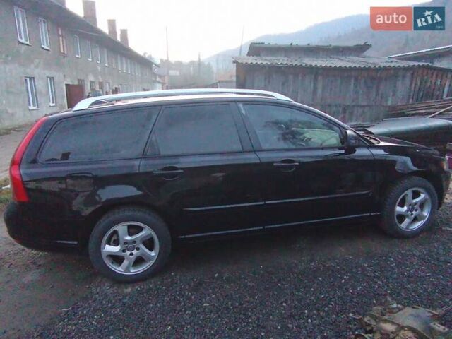 Чорний Вольво V50, об'ємом двигуна 1.6 л та пробігом 240 тис. км за 8350 $, фото 5 на Automoto.ua