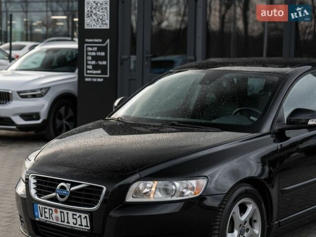 Чорний Вольво V50, об'ємом двигуна 1.6 л та пробігом 244 тис. км за 7450 $, фото 2 на Automoto.ua