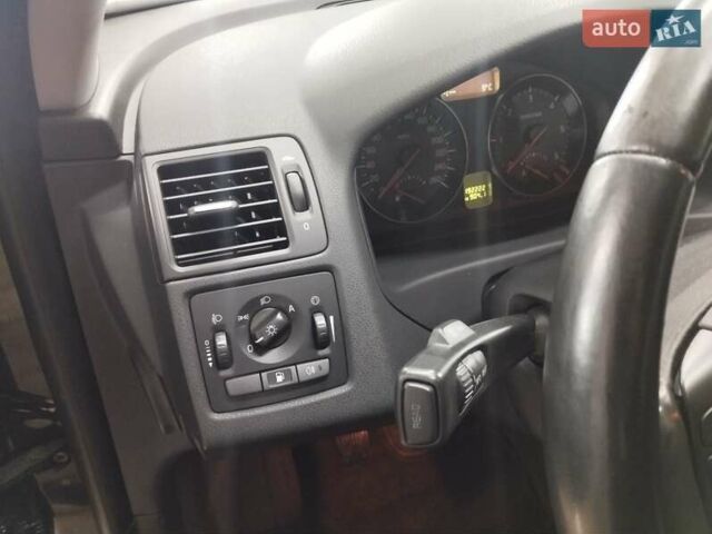 Чорний Вольво V50, об'ємом двигуна 1.6 л та пробігом 192 тис. км за 8750 $, фото 22 на Automoto.ua