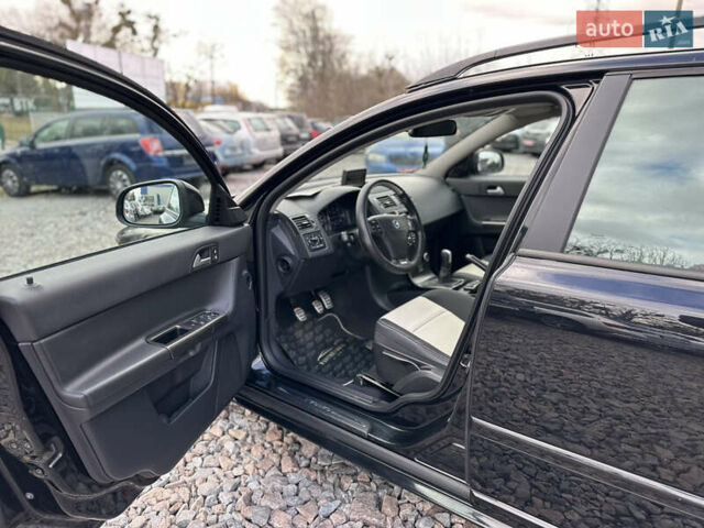 Черный Вольво В50, объемом двигателя 1.6 л и пробегом 189 тыс. км за 8000 $, фото 19 на Automoto.ua