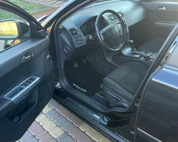 Чорний Вольво V50, об'ємом двигуна 1.6 л та пробігом 238 тис. км за 9300 $, фото 12 на Automoto.ua