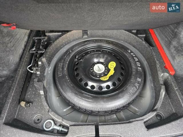 Черный Вольво В50, объемом двигателя 1.6 л и пробегом 192 тыс. км за 8599 $, фото 44 на Automoto.ua