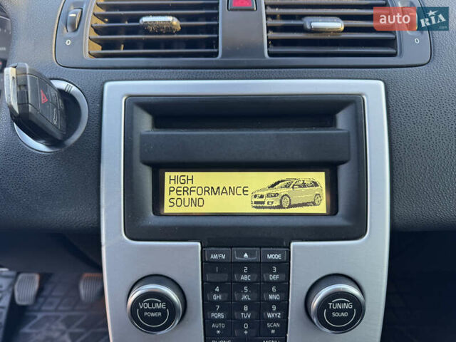 Черный Вольво В50, объемом двигателя 1.6 л и пробегом 259 тыс. км за 7800 $, фото 54 на Automoto.ua