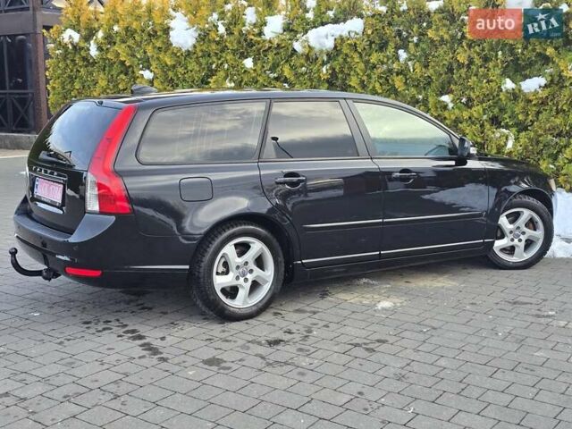 Черный Вольво В50, объемом двигателя 1.6 л и пробегом 192 тыс. км за 8599 $, фото 78 на Automoto.ua