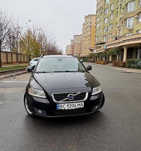 Черный Вольво В50, объемом двигателя 1.6 л и пробегом 320 тыс. км за 7800 $, фото 13 на Automoto.ua