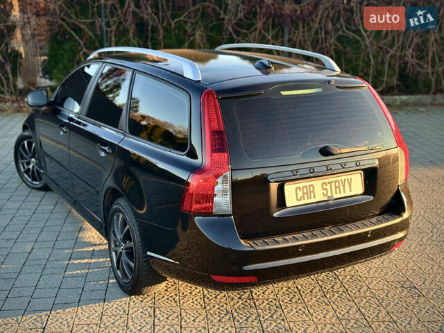 Черный Вольво В50, объемом двигателя 1.6 л и пробегом 259 тыс. км за 7800 $, фото 23 на Automoto.ua