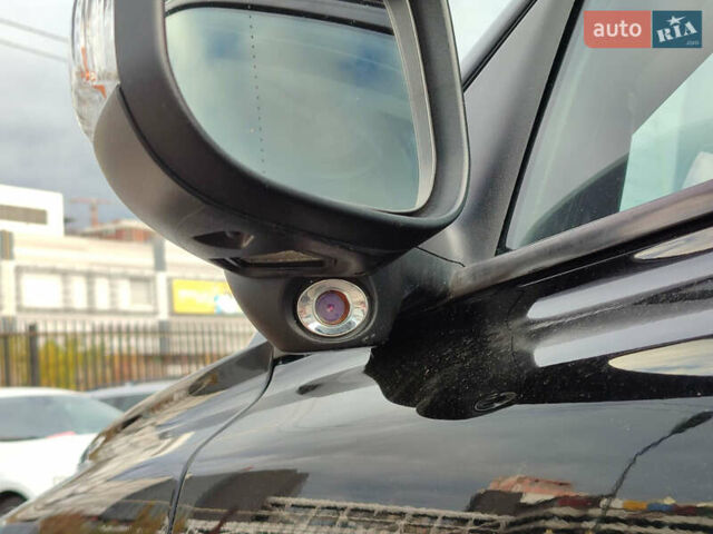 Черный Вольво В50, объемом двигателя 2 л и пробегом 200 тыс. км за 11300 $, фото 52 на Automoto.ua