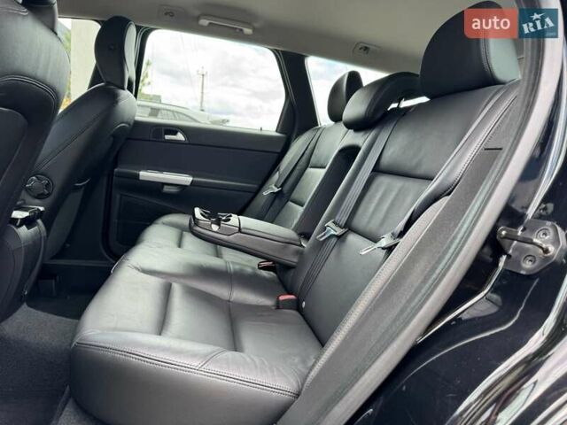 Черный Вольво В50, объемом двигателя 1.6 л и пробегом 236 тыс. км за 8650 $, фото 85 на Automoto.ua