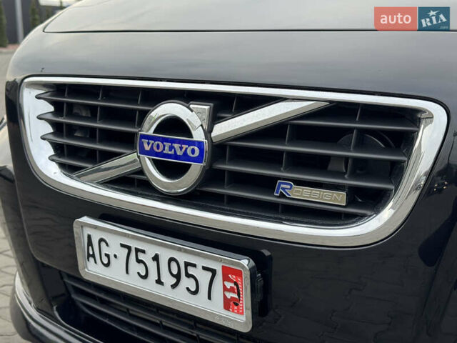 Черный Вольво В50, объемом двигателя 2 л и пробегом 167 тыс. км за 11700 $, фото 77 на Automoto.ua