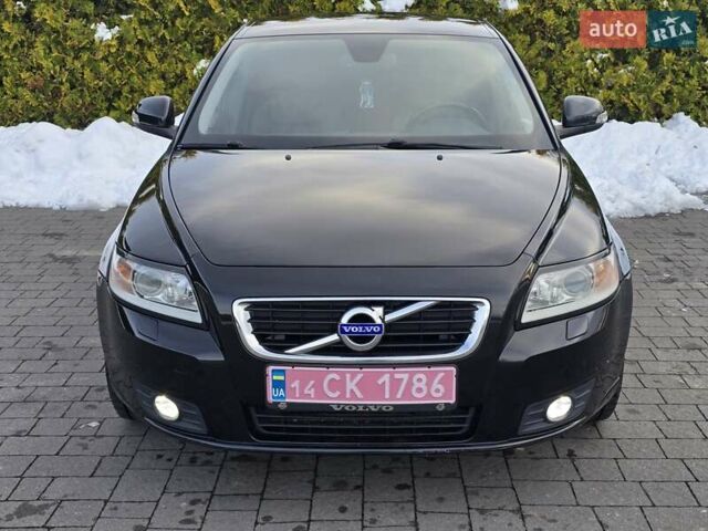 Черный Вольво В50, объемом двигателя 1.6 л и пробегом 192 тыс. км за 8599 $, фото 126 на Automoto.ua