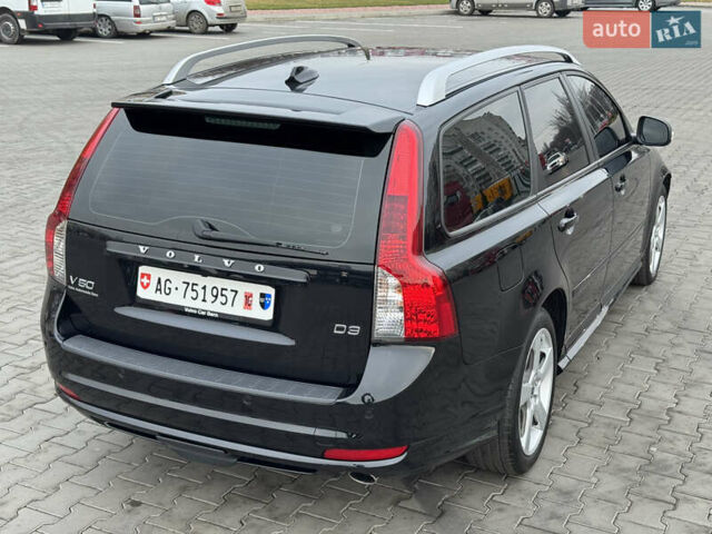 Черный Вольво В50, объемом двигателя 2 л и пробегом 167 тыс. км за 11700 $, фото 27 на Automoto.ua
