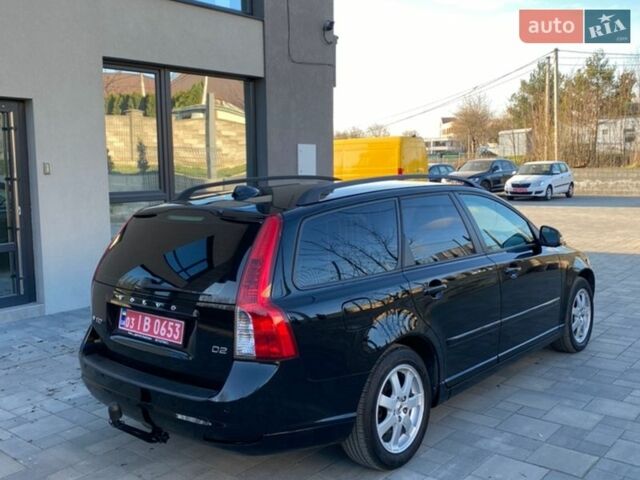Чорний Вольво V50, об'ємом двигуна 1.6 л та пробігом 227 тис. км за 7650 $, фото 1 на Automoto.ua