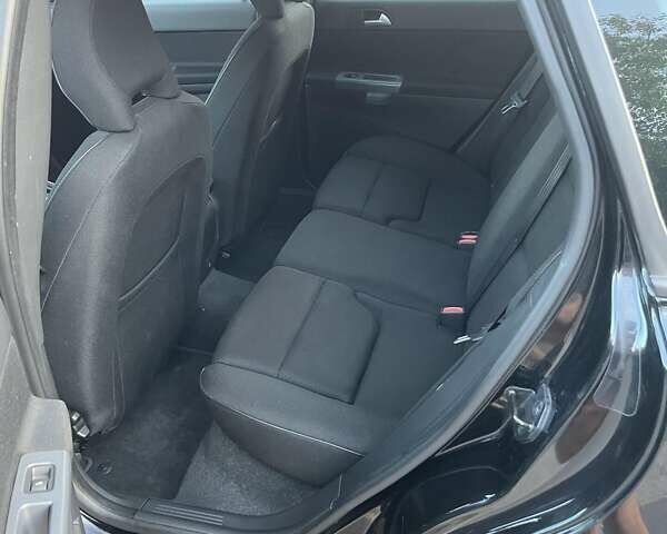 Черный Вольво В50, объемом двигателя 1.6 л и пробегом 237 тыс. км за 9100 $, фото 35 на Automoto.ua