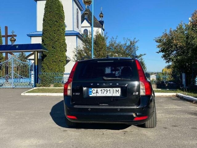 Чорний Вольво V50, об'ємом двигуна 1.6 л та пробігом 250 тис. км за 6400 $, фото 2 на Automoto.ua