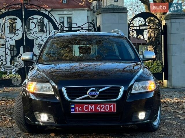 Черный Вольво В50, объемом двигателя 1.6 л и пробегом 225 тыс. км за 6900 $, фото 4 на Automoto.ua