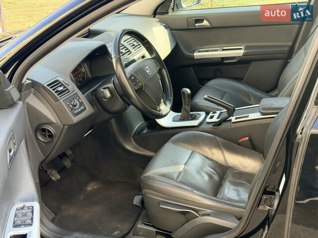 Чорний Вольво V50, об'ємом двигуна 1.6 л та пробігом 244 тис. км за 7777 $, фото 18 на Automoto.ua