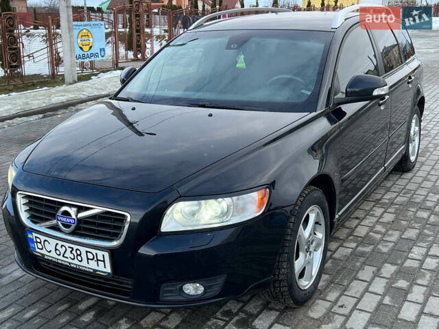 Черный Вольво В50, объемом двигателя 1.6 л и пробегом 240 тыс. км за 8800 $, фото 16 на Automoto.ua