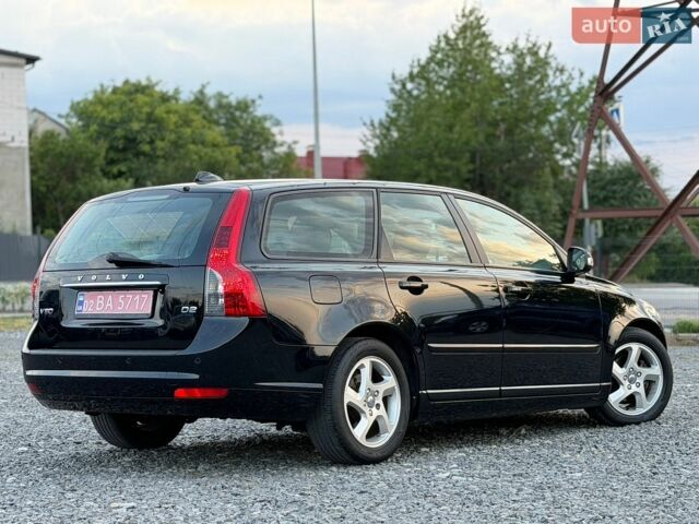 Черный Вольво В50, объемом двигателя 1.6 л и пробегом 201 тыс. км за 8199 $, фото 13 на Automoto.ua