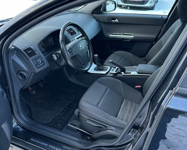 Чорний Вольво V50, об'ємом двигуна 1.6 л та пробігом 264 тис. км за 7600 $, фото 24 на Automoto.ua