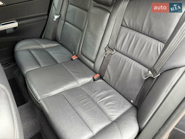 Черный Вольво В50, объемом двигателя 1.6 л и пробегом 244 тыс. км за 8850 $, фото 72 на Automoto.ua