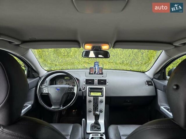 Черный Вольво В50, объемом двигателя 1.6 л и пробегом 192 тыс. км за 8599 $, фото 54 на Automoto.ua