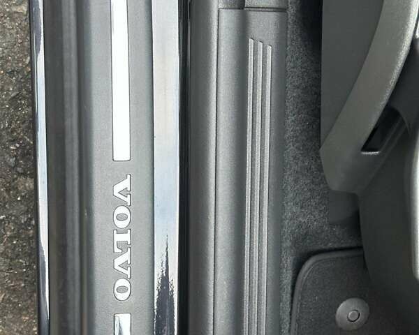 Чорний Вольво V50, об'ємом двигуна 1.56 л та пробігом 276 тис. км за 8750 $, фото 15 на Automoto.ua