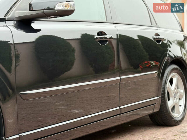 Черный Вольво В50, объемом двигателя 1.6 л и пробегом 244 тыс. км за 8850 $, фото 33 на Automoto.ua