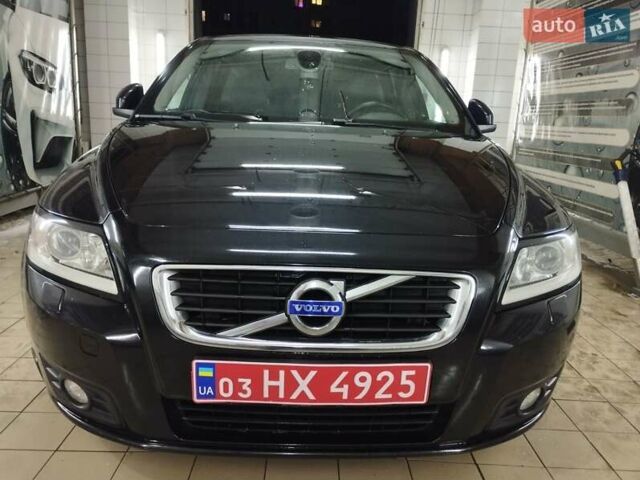Чорний Вольво V50, об'ємом двигуна 1.6 л та пробігом 192 тис. км за 8750 $, фото 3 на Automoto.ua