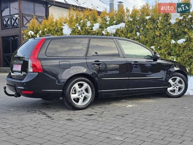 Черный Вольво В50, объемом двигателя 1.6 л и пробегом 192 тыс. км за 8599 $, фото 80 на Automoto.ua