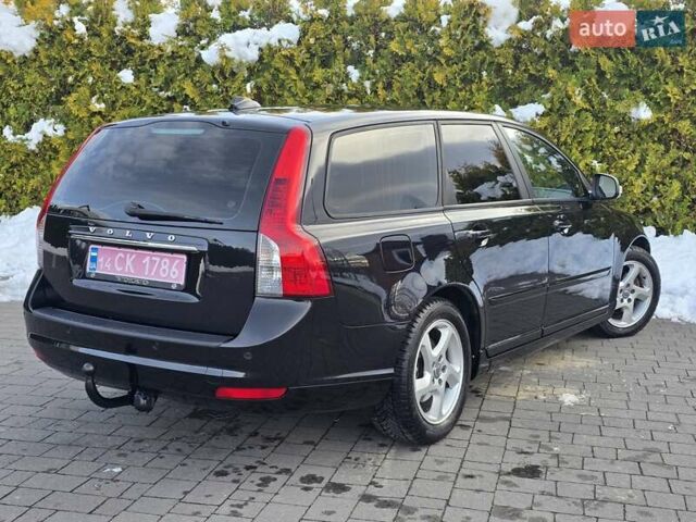 Черный Вольво В50, объемом двигателя 1.6 л и пробегом 192 тыс. км за 8599 $, фото 77 на Automoto.ua