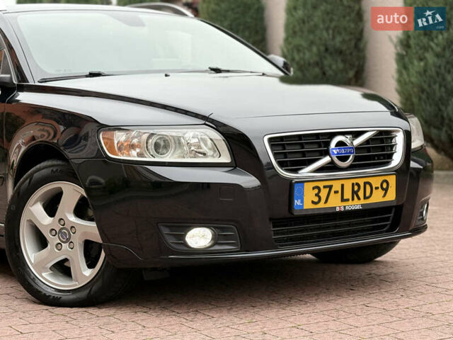 Чорний Вольво V50, об'ємом двигуна 1.6 л та пробігом 242 тис. км за 8900 $, фото 20 на Automoto.ua
