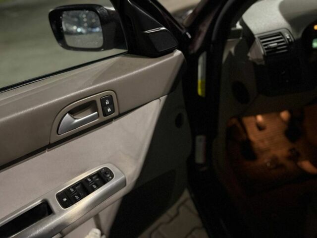 Коричневий Вольво V50, об'ємом двигуна 2 л та пробігом 300 тис. км за 2750 $, фото 14 на Automoto.ua