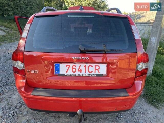Красный Вольво В50, объемом двигателя 2 л и пробегом 170 тыс. км за 2780 $, фото 10 на Automoto.ua