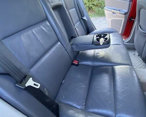 Красный Вольво В50, объемом двигателя 2 л и пробегом 170 тыс. км за 2780 $, фото 13 на Automoto.ua