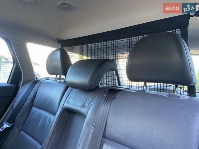 Красный Вольво В50, объемом двигателя 2 л и пробегом 170 тыс. км за 2780 $, фото 2 на Automoto.ua