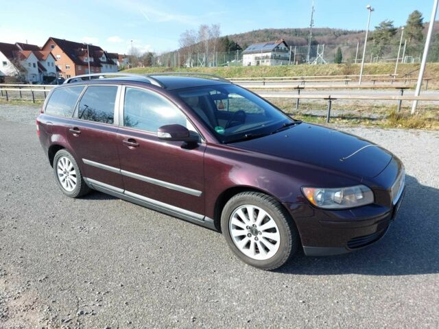 Червоний Вольво V50, об'ємом двигуна 2 л та пробігом 269 тис. км за 5500 $, фото 19 на Automoto.ua