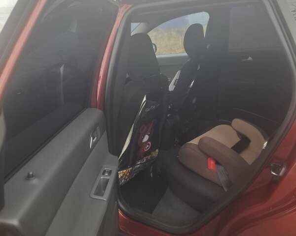 Красный Вольво В50, объемом двигателя 2 л и пробегом 244 тыс. км за 6200 $, фото 16 на Automoto.ua