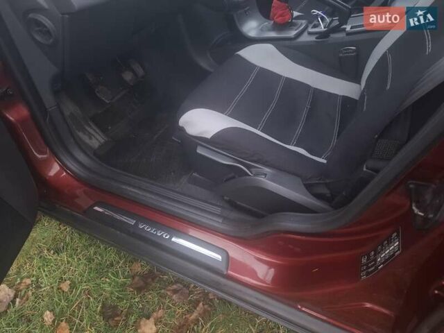 Красный Вольво В50, объемом двигателя 2 л и пробегом 244 тыс. км за 6200 $, фото 20 на Automoto.ua