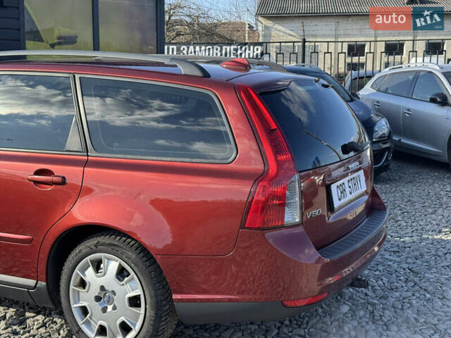 Красный Вольво В50, объемом двигателя 1.8 л и пробегом 270 тыс. км за 6600 $, фото 25 на Automoto.ua